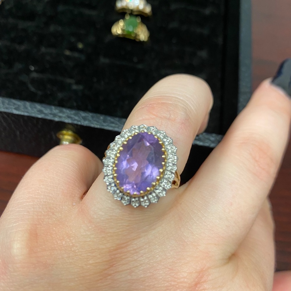 14k ring size 5.25 with diamond and amethyst stone